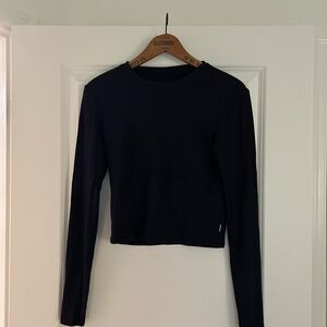 Vuori Navy Long Sleeve Women's Top